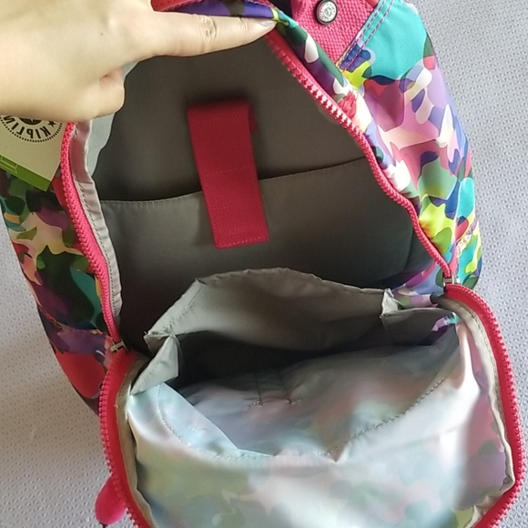NWT Kipling backpack - Picture 2 of 5